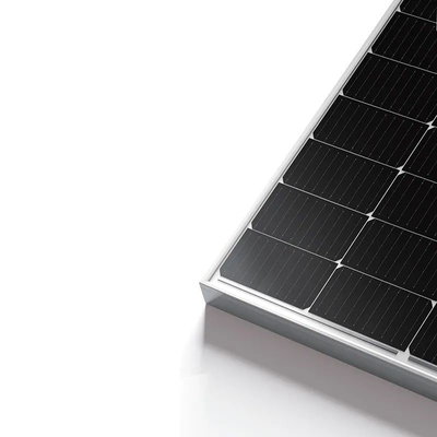 JA Solar Mono Panels 540W-565W Half-cell Module with Maximum Series Fuse Rating of 30A